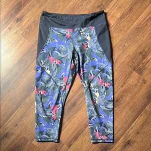 Patagonia Women’s Large Floral Patterned Activewear Leggings